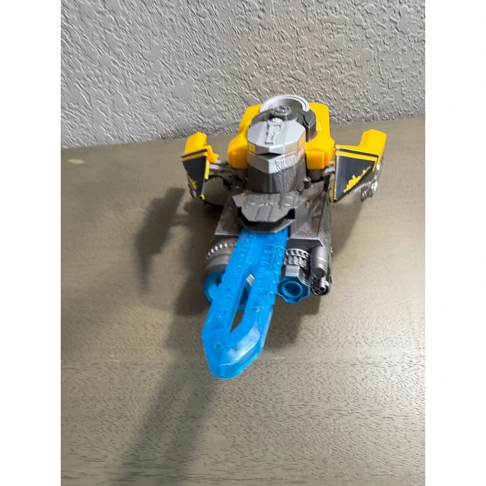 Hasbro Transformers Bumblebee Stinger Blaster- No Discs